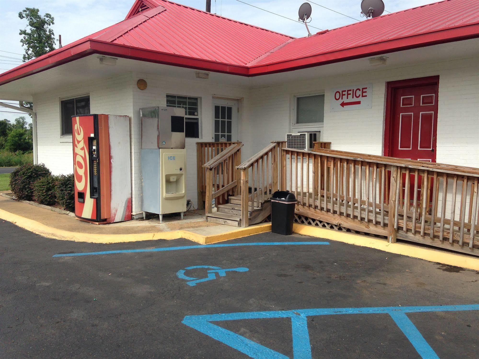 Ole English Inn Tuscaloosa Εξωτερικό φωτογραφία